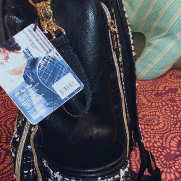 Itzy ritzy Boss plus diaper bag - Picture 2 of 4